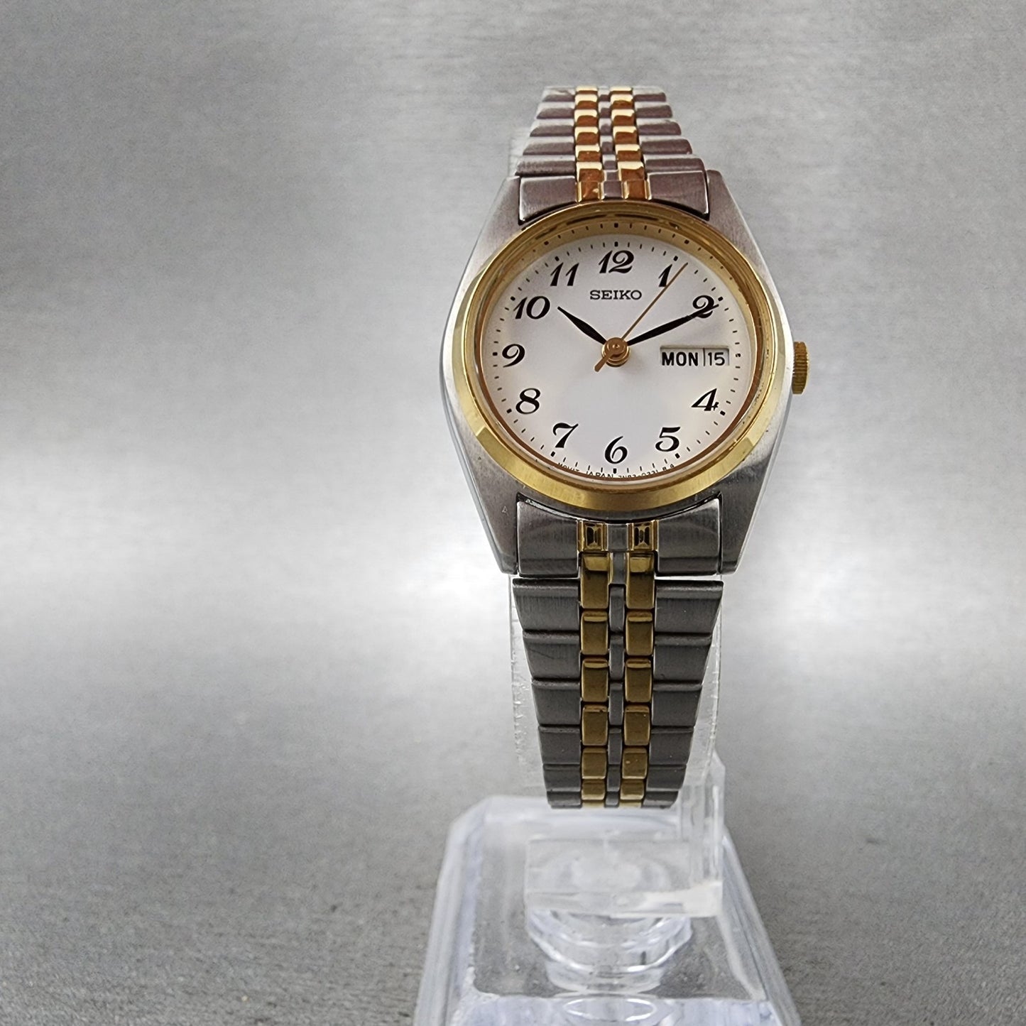 Seiko Watch Women 24mm White Dial Two Tone Daydate Round 7N830011 New Battery5