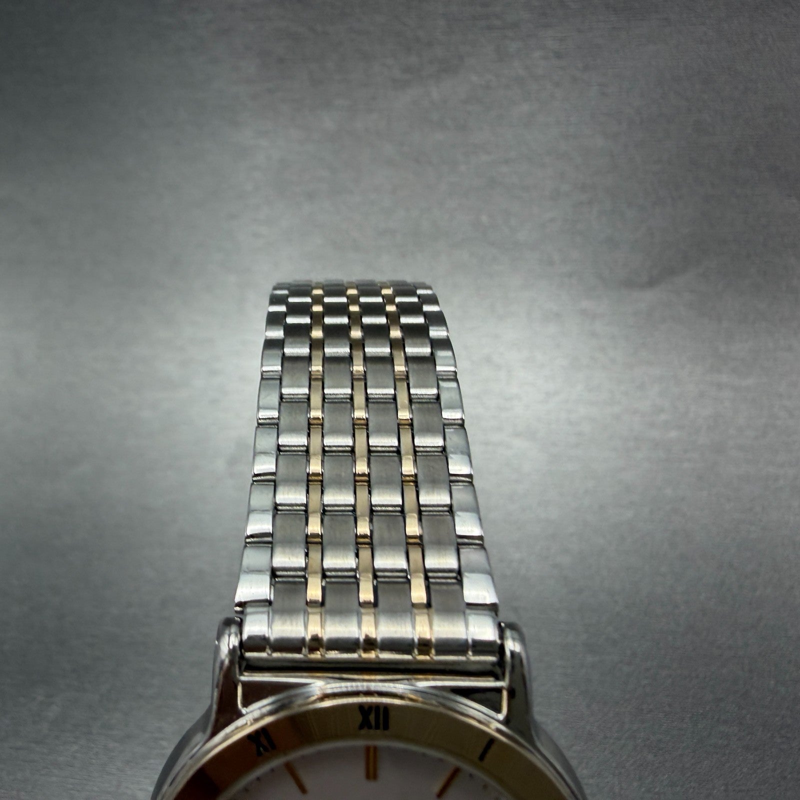 Seiko Alba Urban Watch Women 30mm Silver Dial Two Tone V7016C50 New Battery4