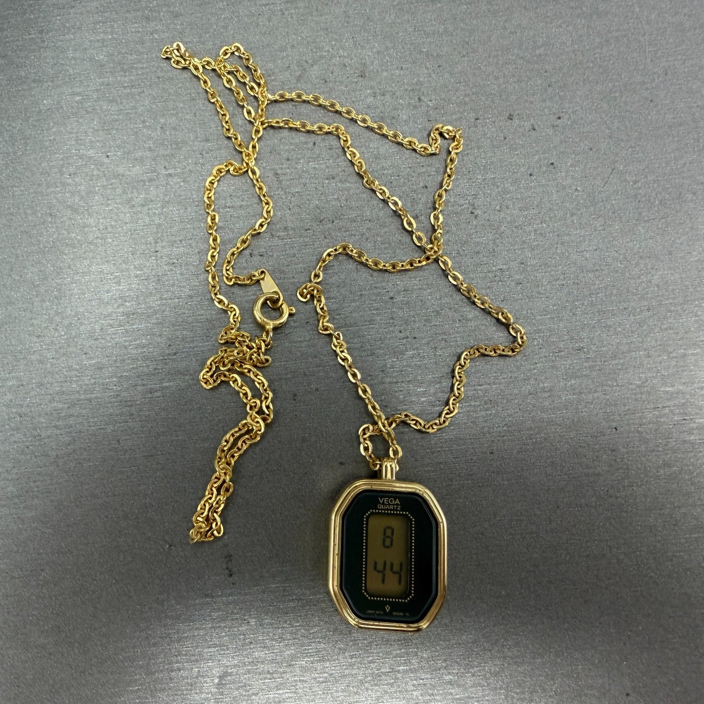 Vega Necklace Watch Women Digital LCD Gold Tone Octagon New Battery Vintage0