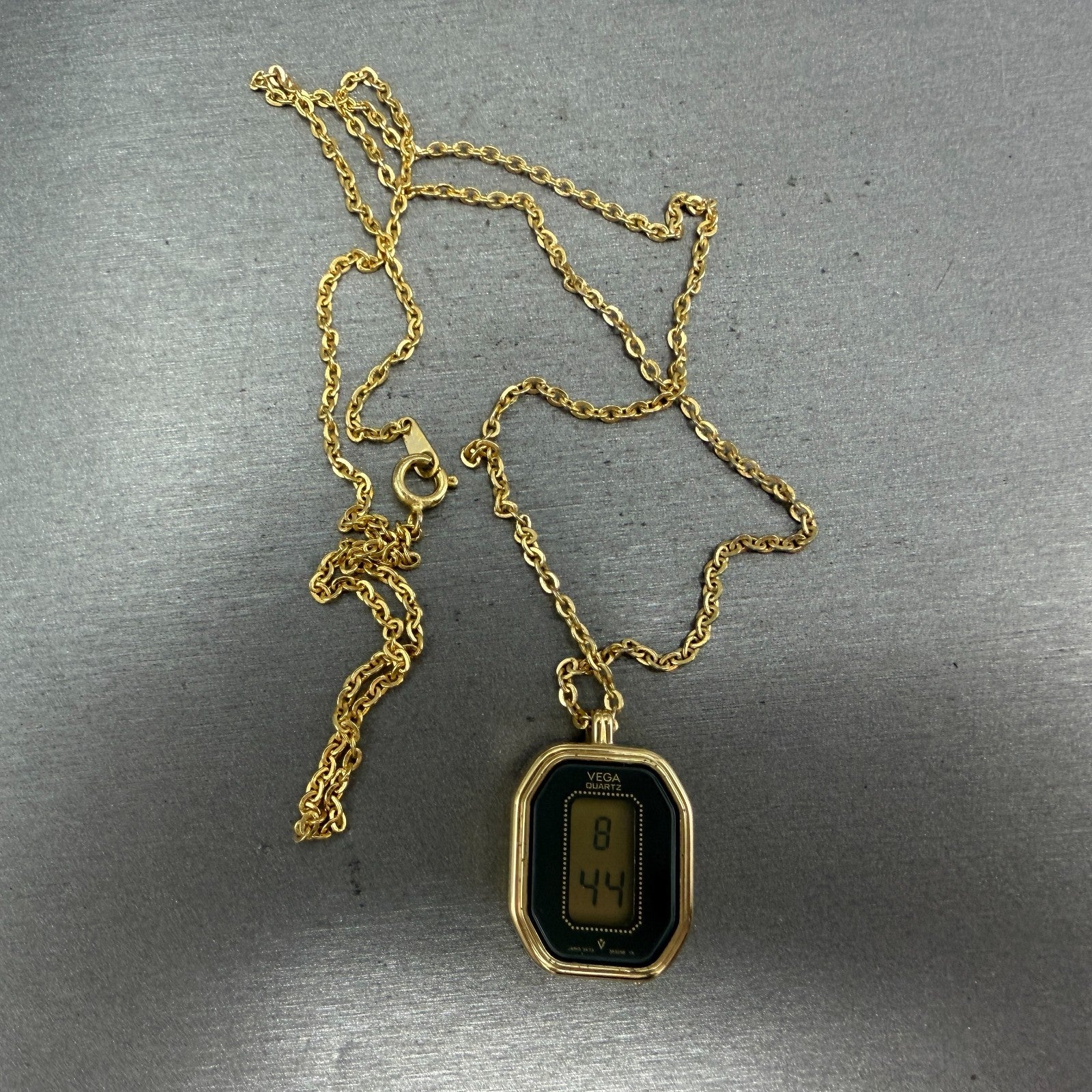 Vega Necklace Watch Women Digital LCD Gold Tone Octagon New Battery Vintage0