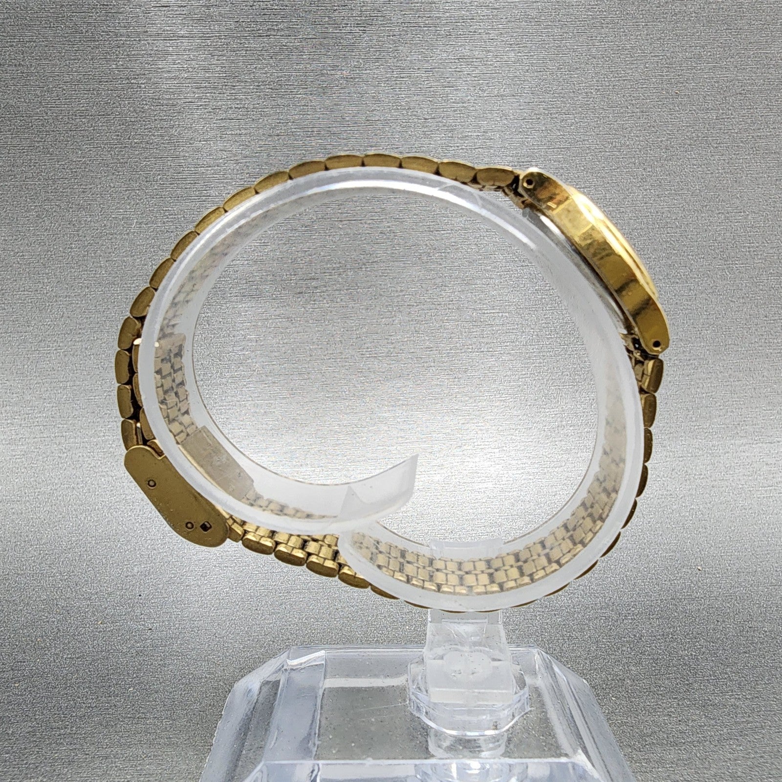 Seiko SX Watch Women 17mm Black Dial Gold Tone Oval V4015101 New Battery8