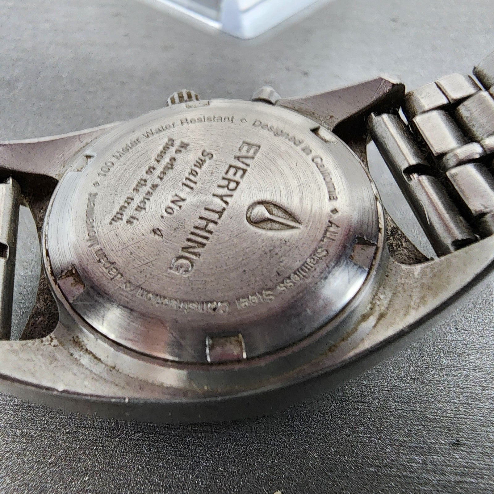 Nixon Small No.4 Watch Women 29mm Cream Dial Steel Date Round New Battery9
