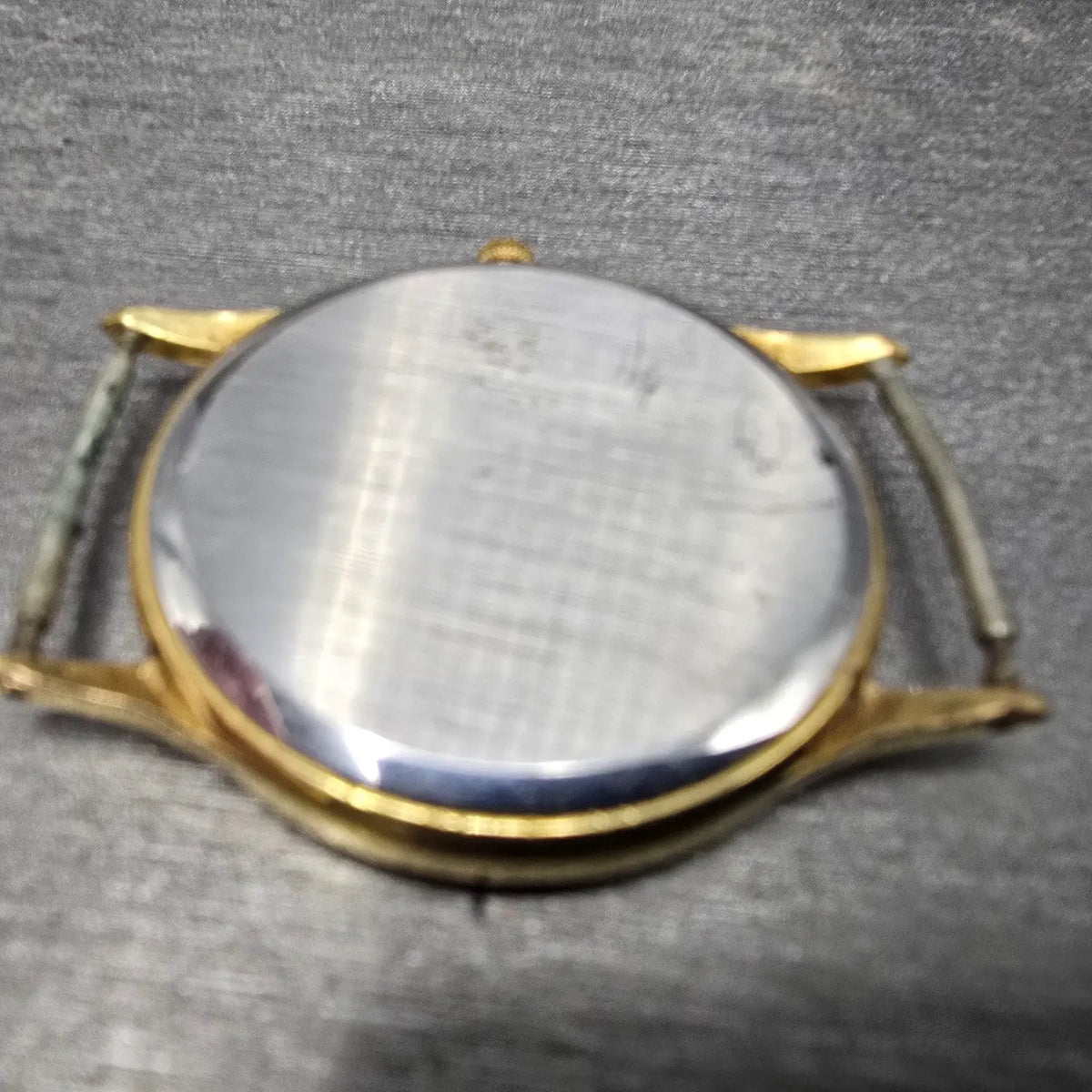 Cyma Watch Men 33mm White Dial Gold Tone Date Round Swiss Vintage PARTS8