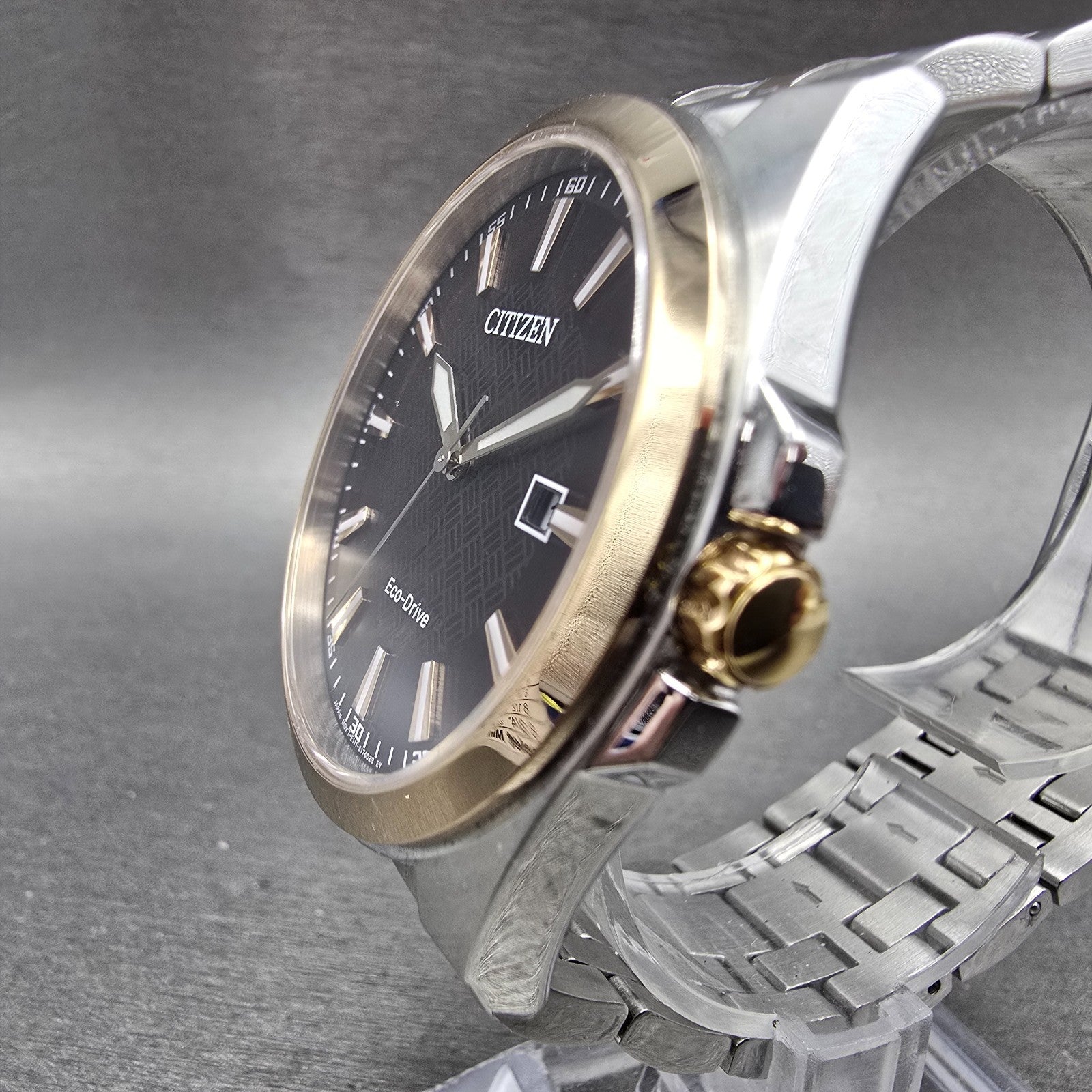 Citizen Eco-Drive Watch Men 41mm Brown Dial Two Tone Date E111-S126657 Runs2