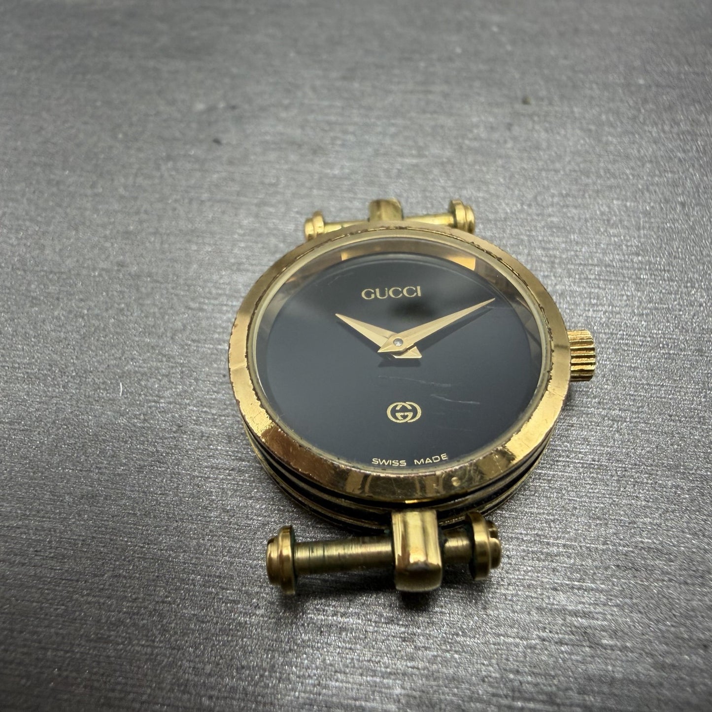 Gucci 2000L Watch Women 22mm Black Dial Gold Plated Round New Battery VTG UNFDH2