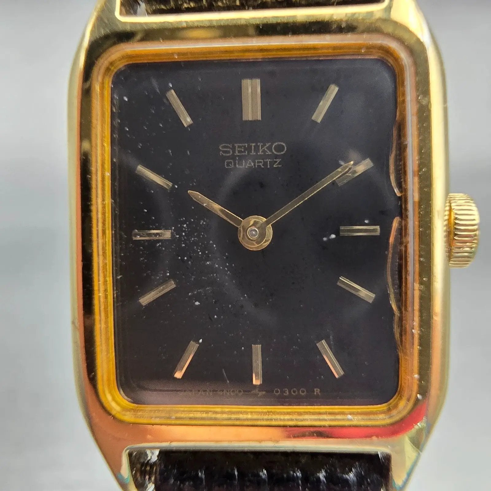 Seiko Watch Women 17mm Black Dial Gold Tone Rectangle 4N00-5129 New Battery VTG1