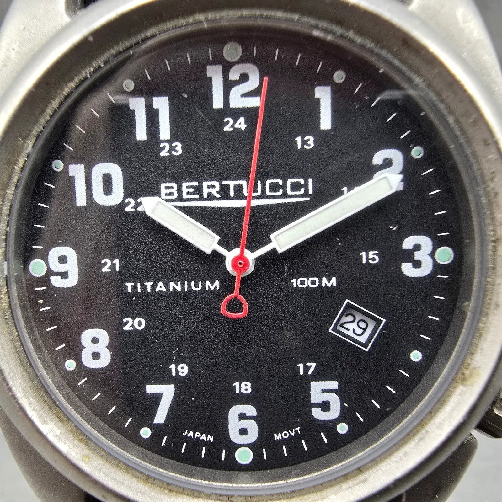 Bertucci A2-T watch Men 40mm Black Dial Titanium Date Round Nato New battery1