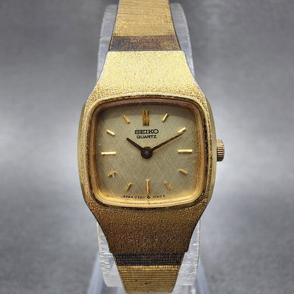 Seiko Watch Women 18mm Champagne Dial Gold Tone Rectangle 23205269 New Battery0