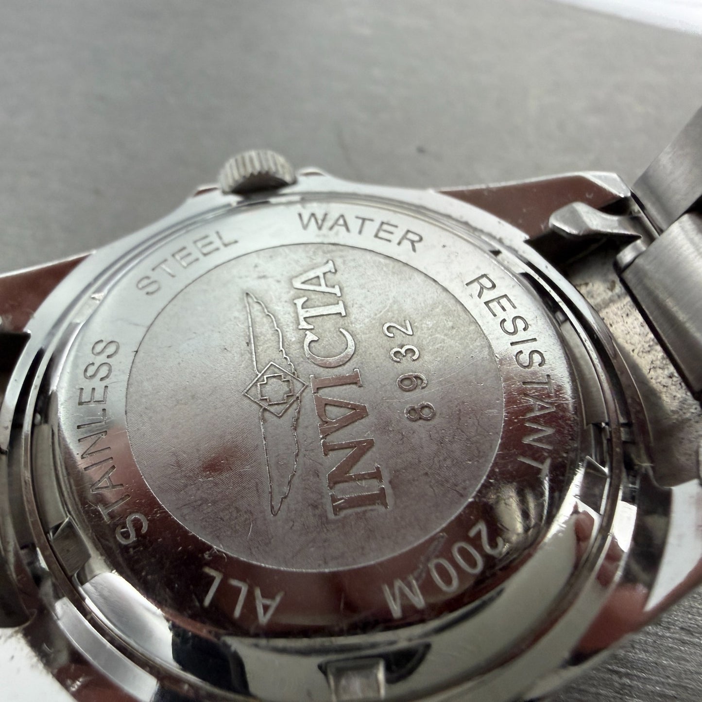 Invicta Pro Diver Watch Men 38mm Black Dial Silver Tone Date Round 8932 New Batt9