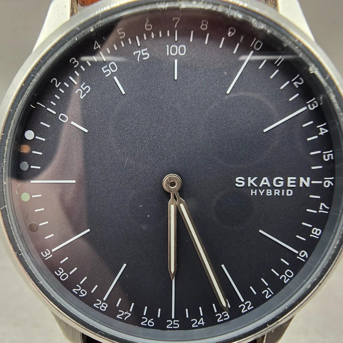 Skagen Hybrid Watch Men 41mm Gray Dial Silver Tone Round SKT1200 New Battery1