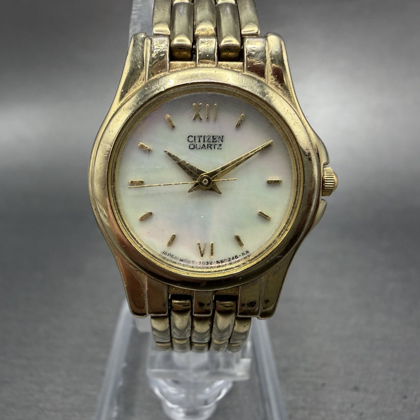 Citizen Watch Women 23mm MOP Dial Gold Tone Round 1032-S69764 New Battery0