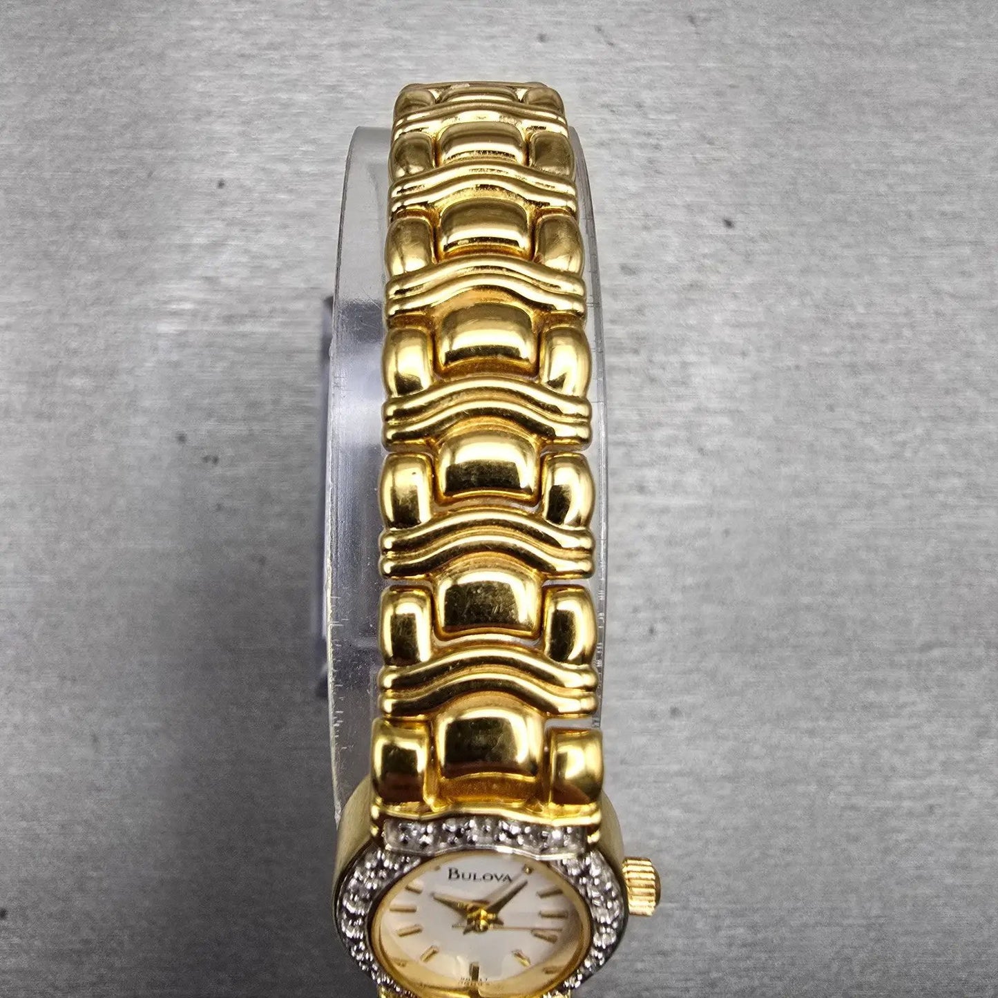 Bulova Watch Women 16mm Ivory Dial Gold Tone Gemmed Oval 98R37 New Battery4