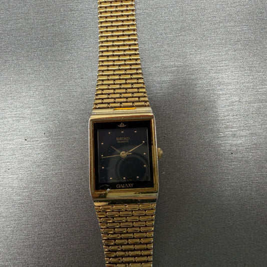 Seiko Galaxy Tank Watch Women 19mm Black Dial Gold Tone PARTS!! 2Y01-5C40 NewBat0