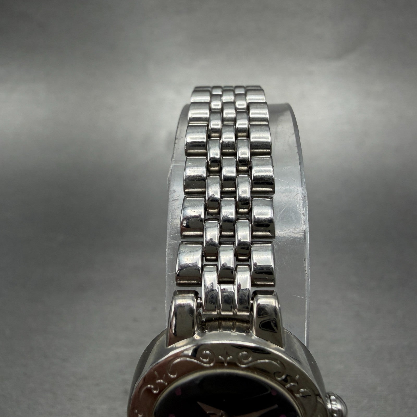 Seiko Pinky Girls Watch Women 20mm Black Dial Silver Tone Round 1N01-0NG0 Newbat4