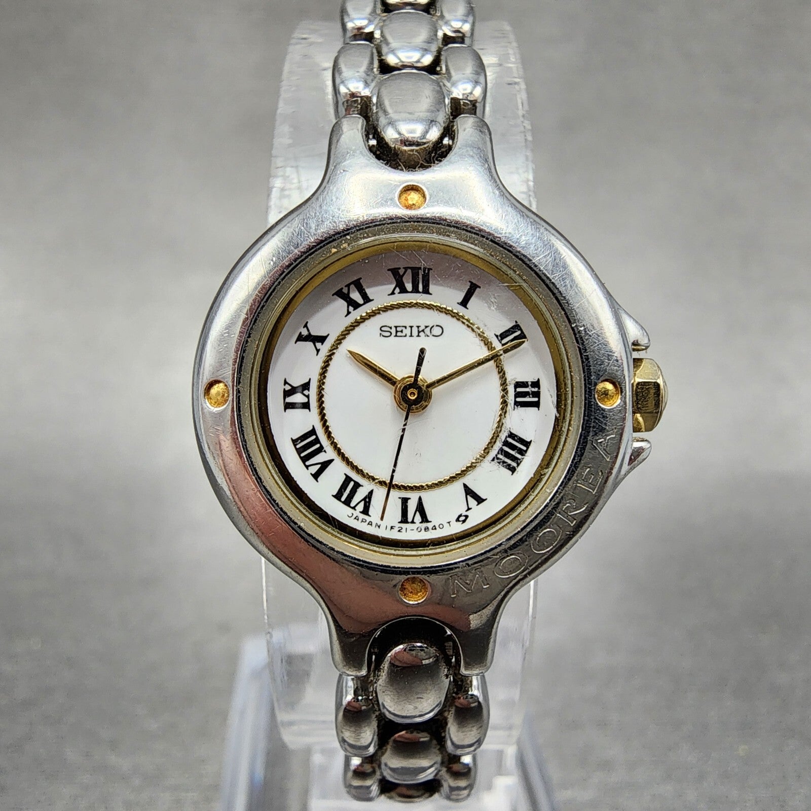 Seiko Watch Women 20mm White Dial Two Tone Round 1f210a50 New Battery0