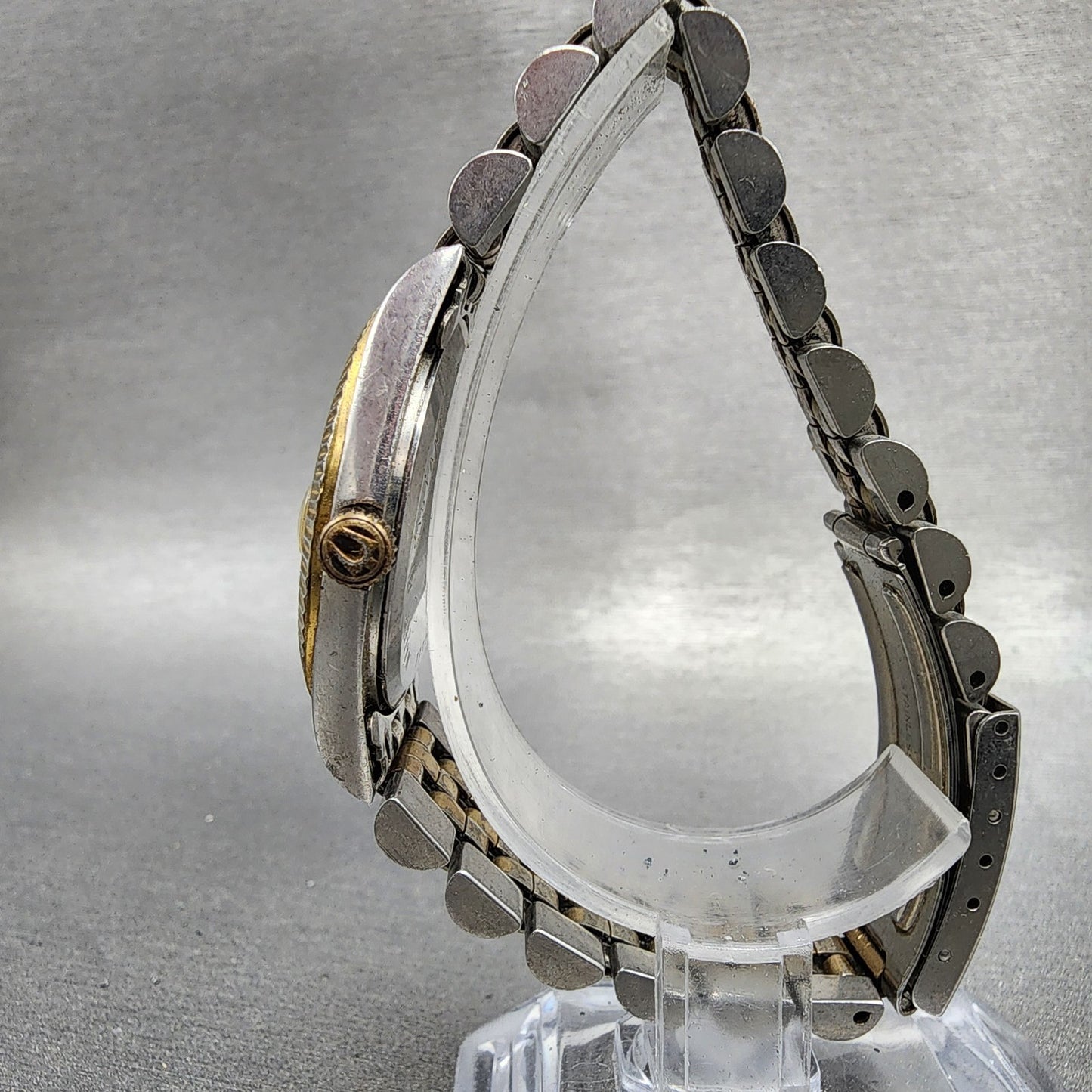 Bulova Super Seville Watch Women 31mm Champagne Dial Two Tone Date Round NewBatt6