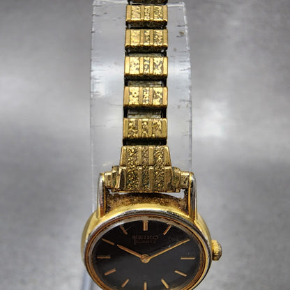 Seiko Watch Women 20mm Black Dial Gold Tone Round 2y00-0A19 New Battery Vintage