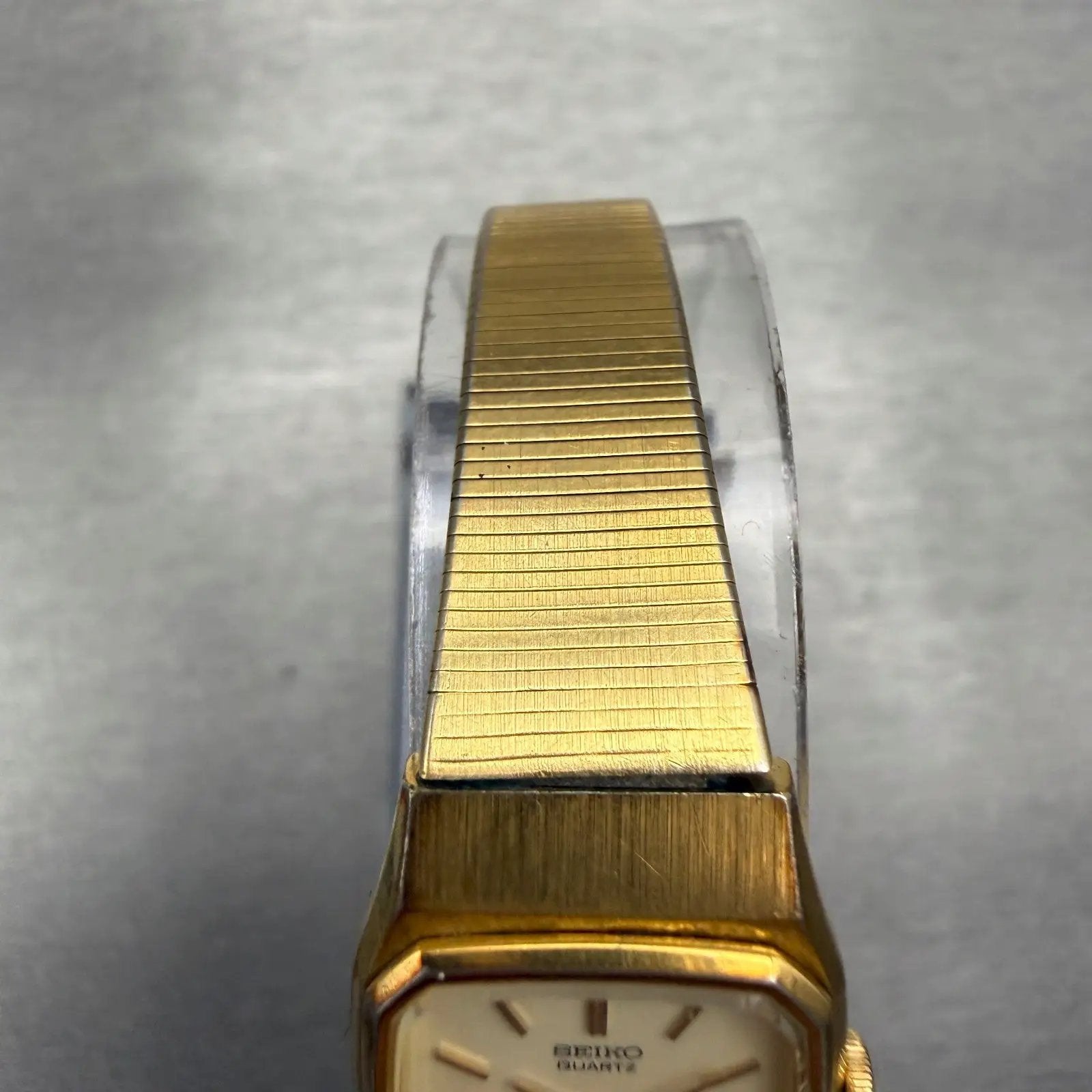 48104677