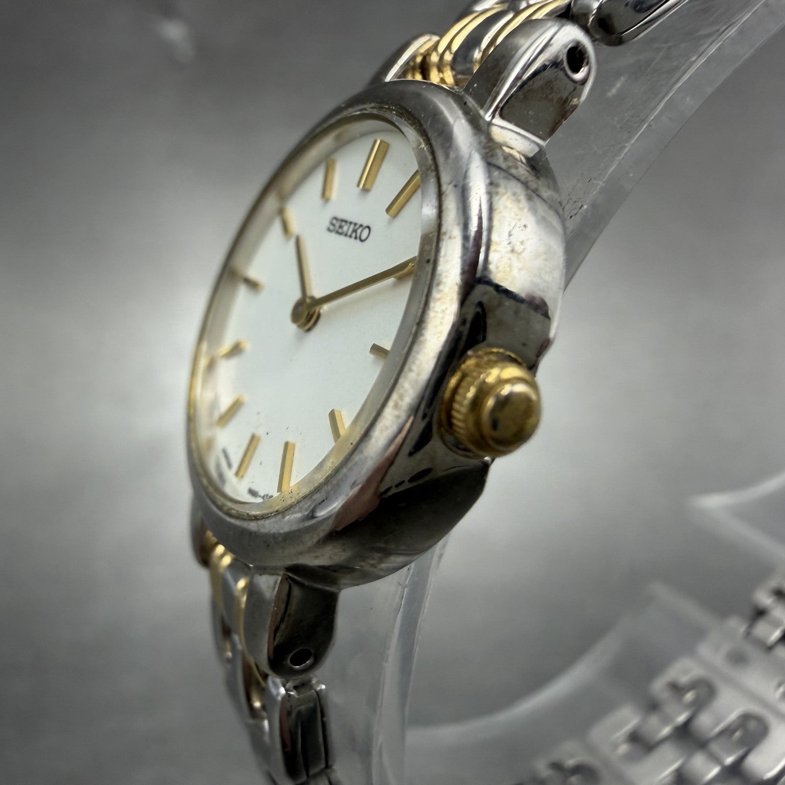Seiko Watch Women 21mm White Dial Two Tone Round 1N00-1E09 New Battery ABR2