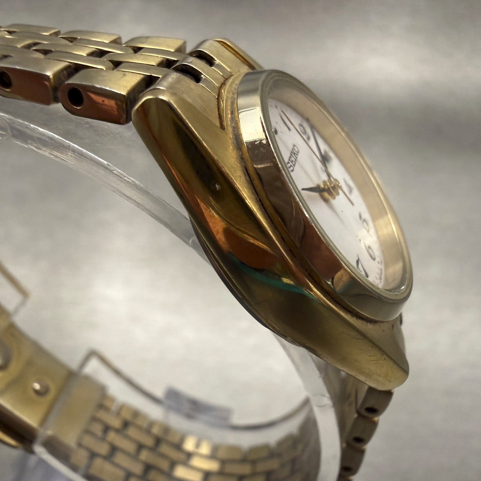 Seiko Watch Women 24mm White Dial Gold Tone Daydate Round 7N83-0011 New Battery3