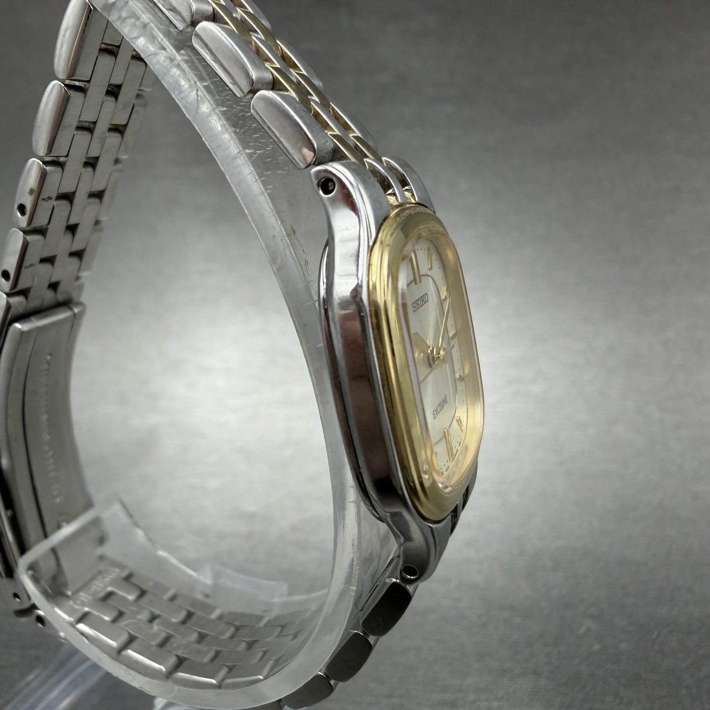 Seiko Exceline Watch Women 21mm White Dial Two Tone 4J41-0AA0 New Battery3