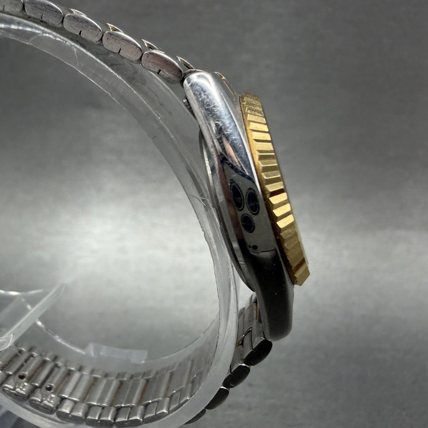 Seiko SQ Watch Women 24mm Gold Dial Two Tone Daydate Round 3E23-0A60 New Batt ST3