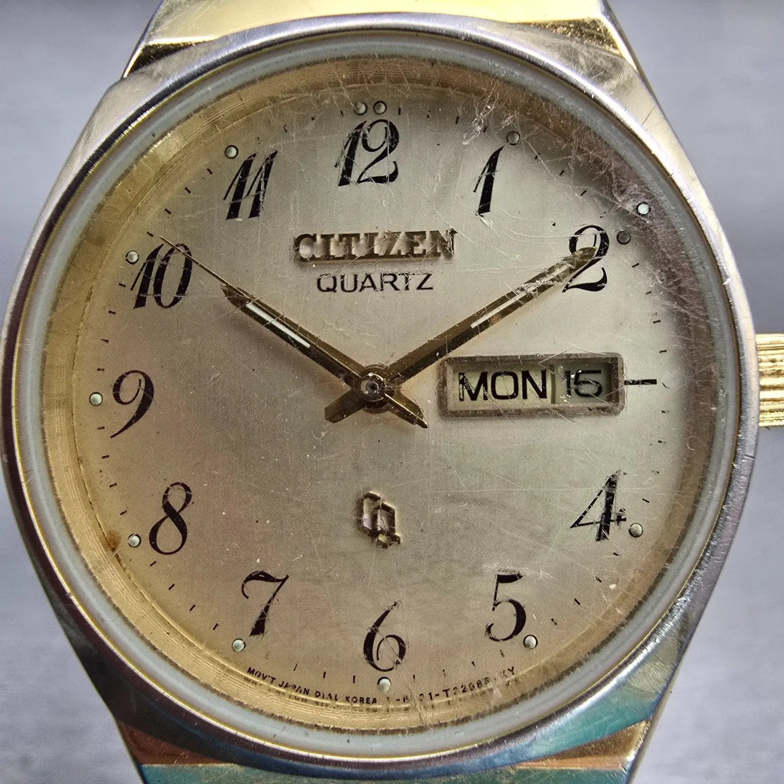 Citizen CQ Watch Men 33mm Champagne Dial Gold Tone Daydate 6101-915101 New Batt1