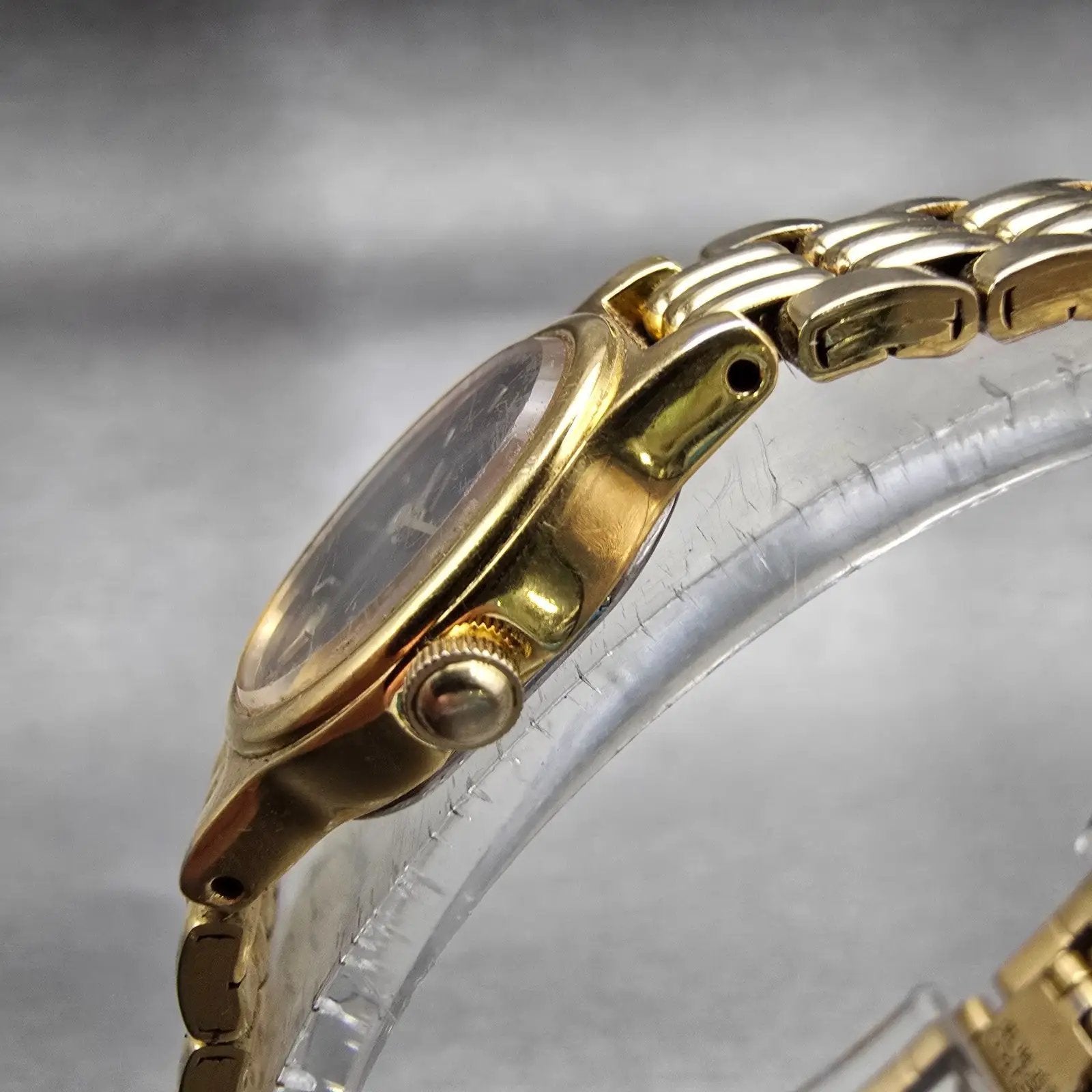 Seiko Watch Women 15mm Black Dial Gold Tone Oval 1F20-5B99 New Battery Vintage2