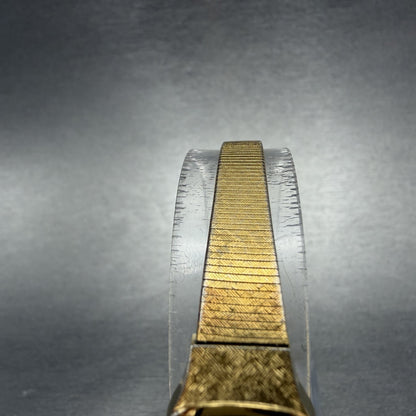 Seiko Watch Women 16mm Champagne Dial Gold Tone Rectangle 1400-6579 New Battery4