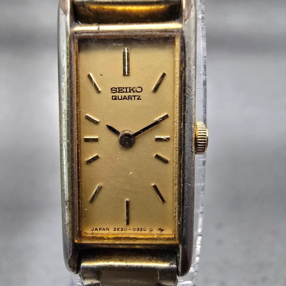 Seiko Watch Women 12mm Gold Dial Gold Tone Rectangle 2E20-5239 New Battery VTG1