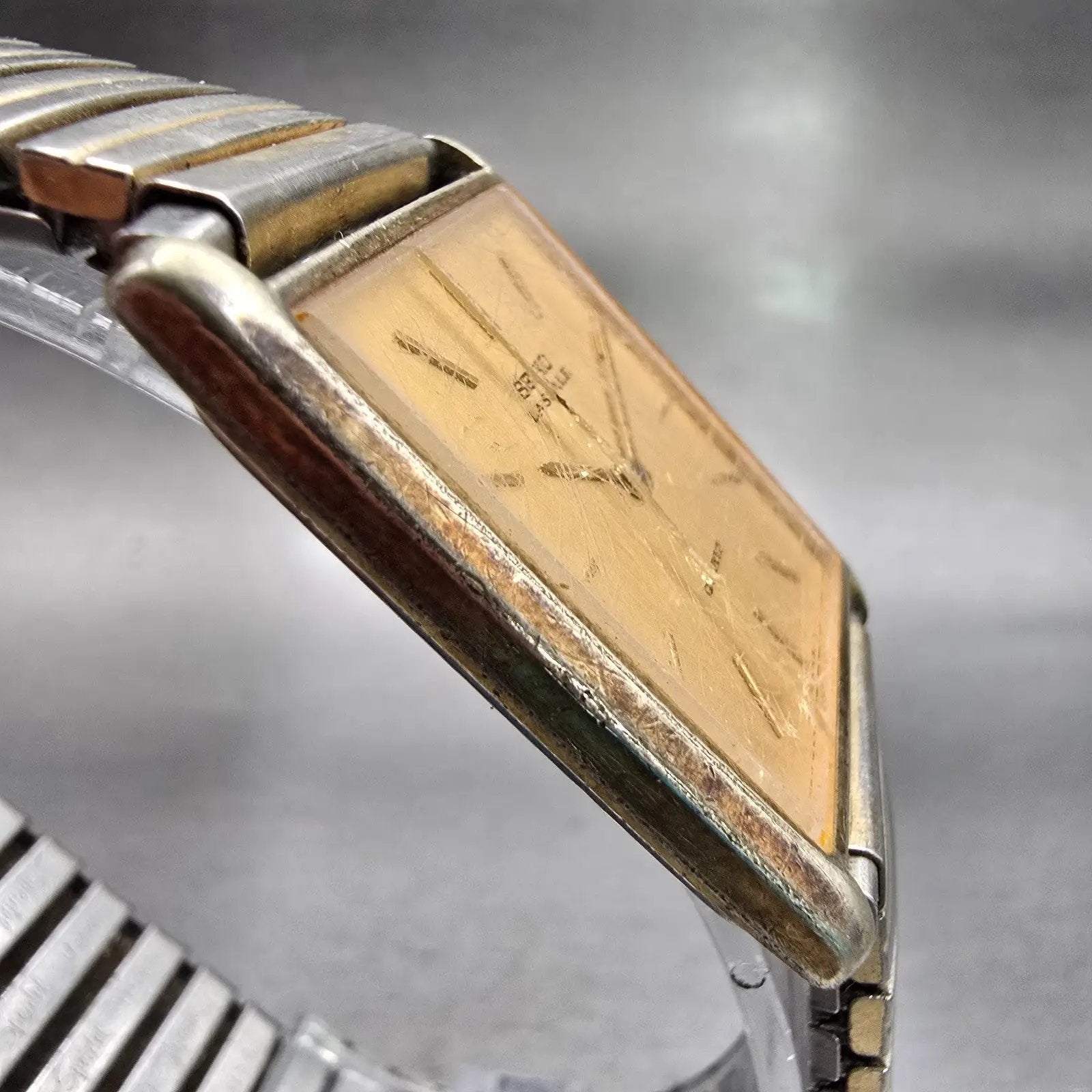 Seiko Lassale Watch Men 25mm Gold Dial Gold Tone VTG 6020-5059 New Battery READ3