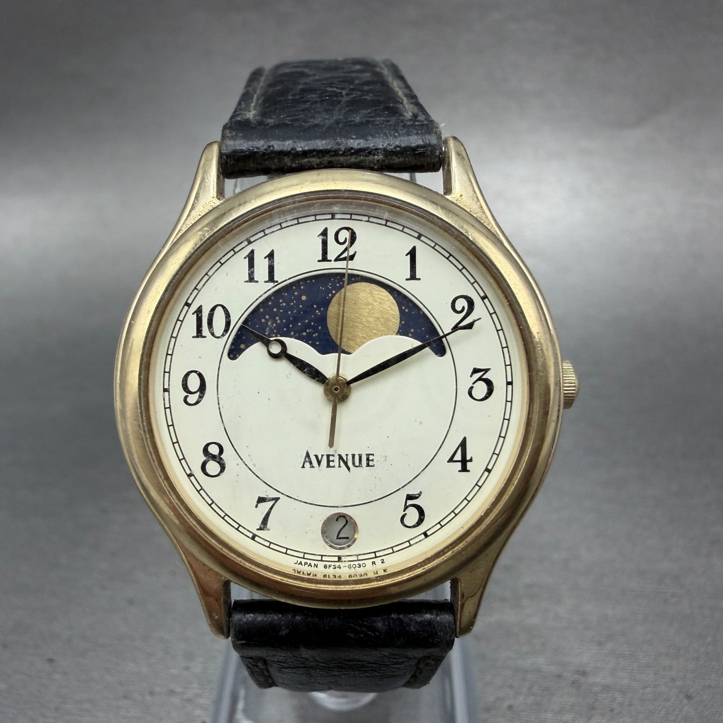 Seiko Avenue Moon Phase Watch Unisex 32mm White Dial Gold Tone Date New Battery0