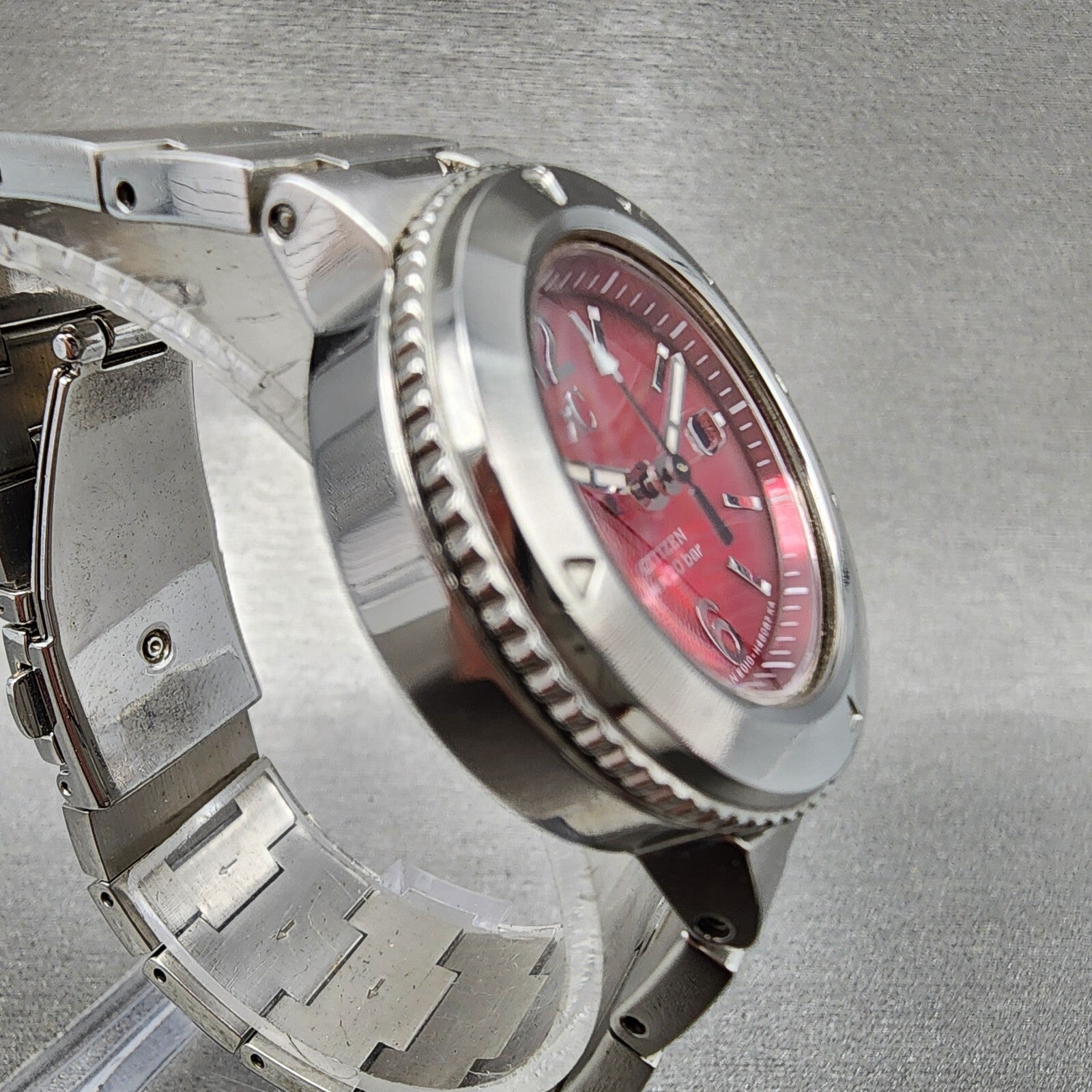 Citizen EcoDrive XC Dive Watch Women 31mm Red Dial Steel Date Round Runs3