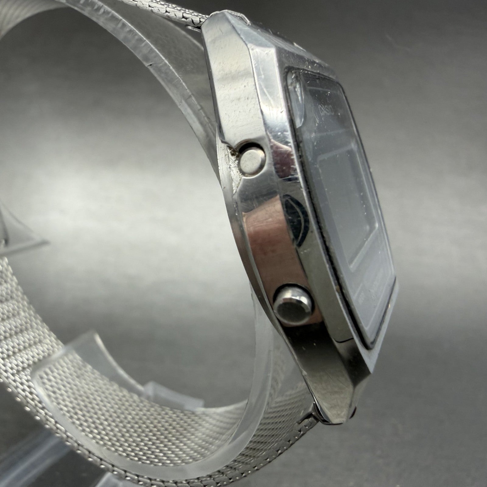 Casio W-90 Watch Men 35mm Digital Silver Tone Rectangle Chronograph VintagePARTS4