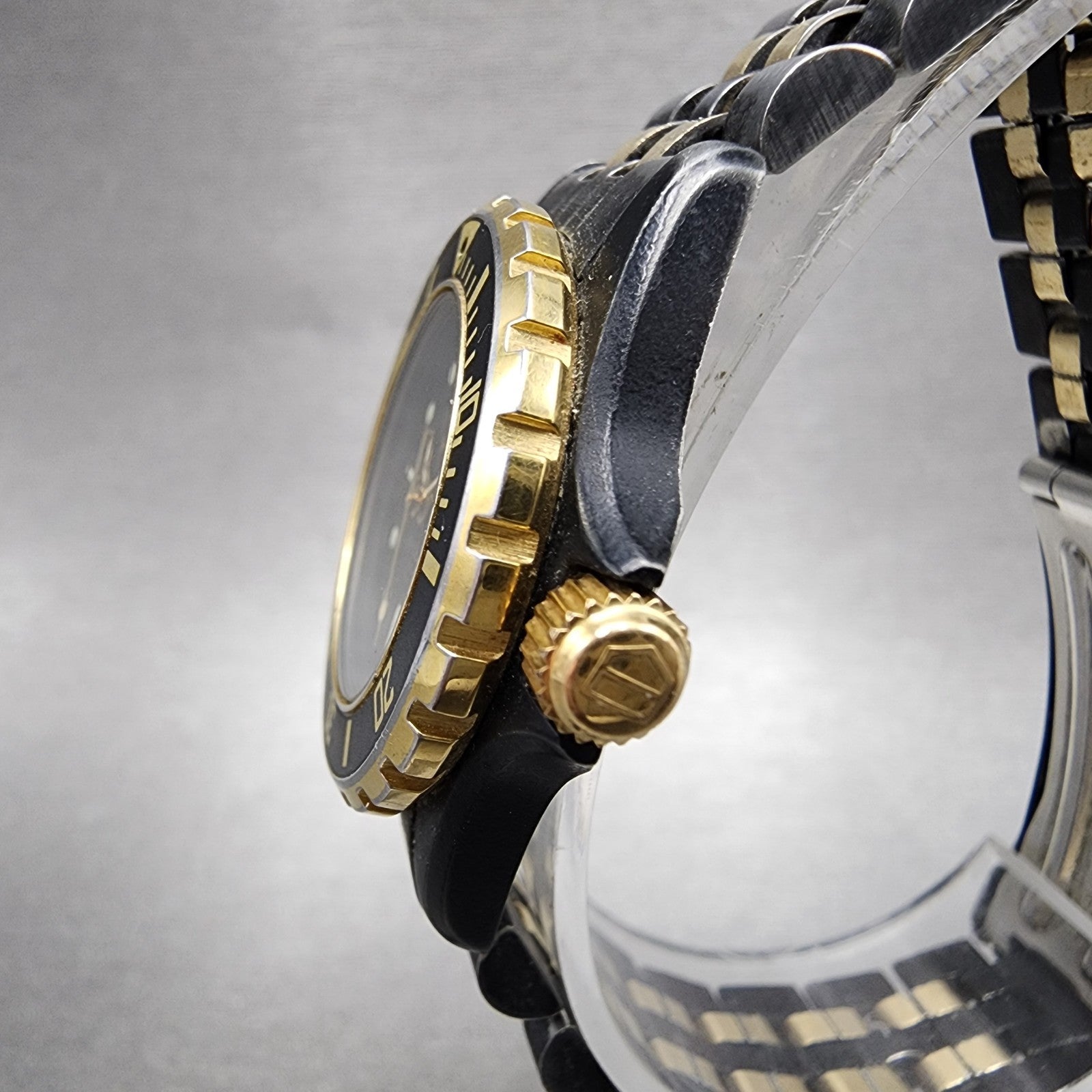 Tag Heuer 1000 Professional Watch Women 28mm Black Dial Black Gold Date New Bat2