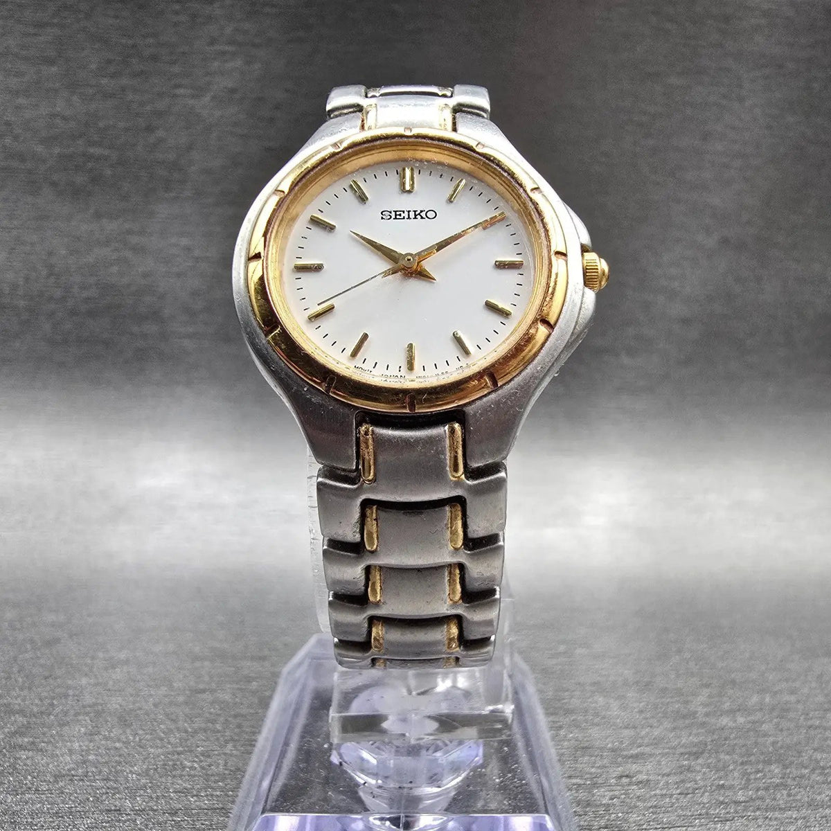 Seiko Watch Women 25mm White Dial Two Tone Round 1N01-0J60 New Battery VTG JP25