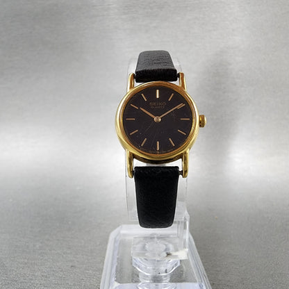 Seiko Watch Women 20mm Black Dial Gold Tone Round 2y000A19 New Battery Vintage5