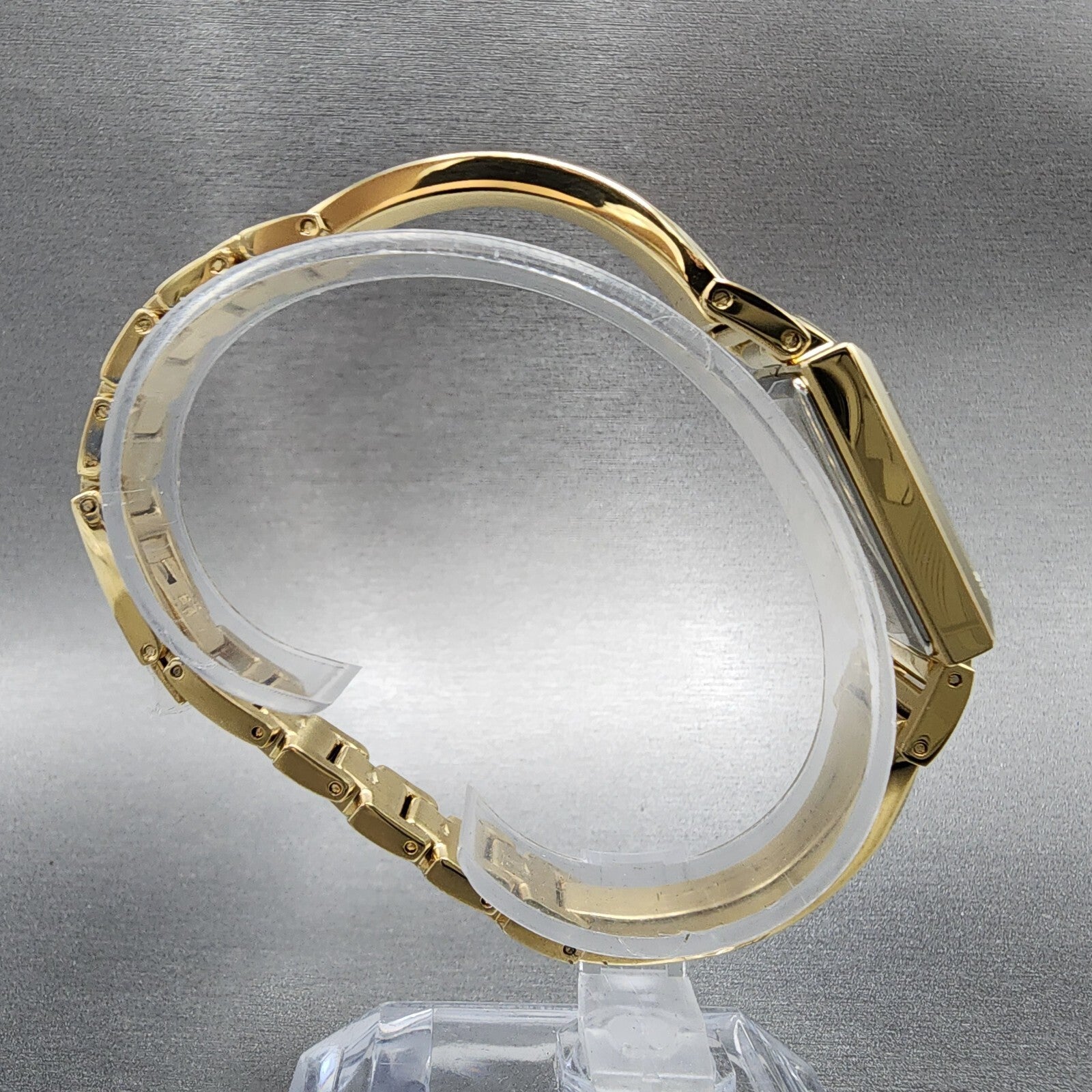 Bulova Tank Watch Women 18mm MOP Dial Gold Tone Diamond Accents New Battery8