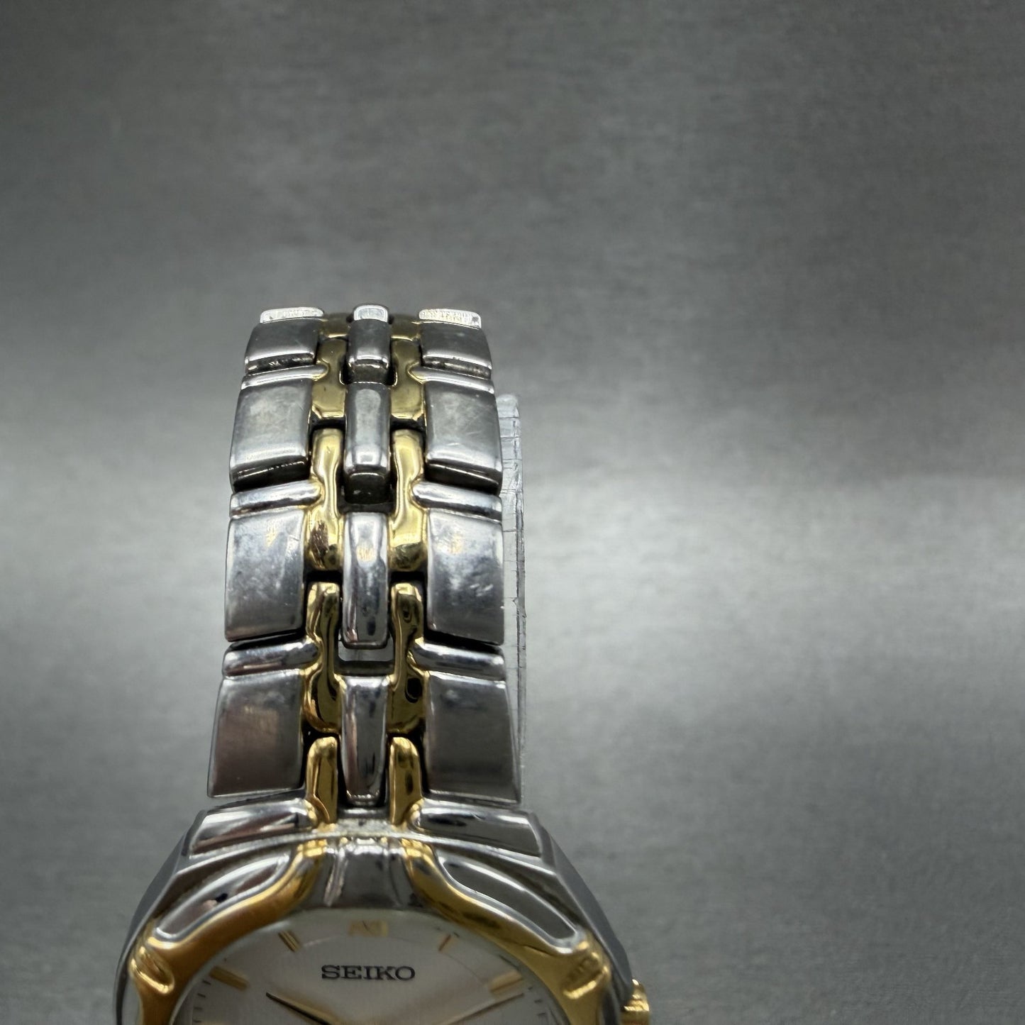 Seiko Watch Women 26mm Silver Dial Two Tone Date Round 7n820at0 New Battery4