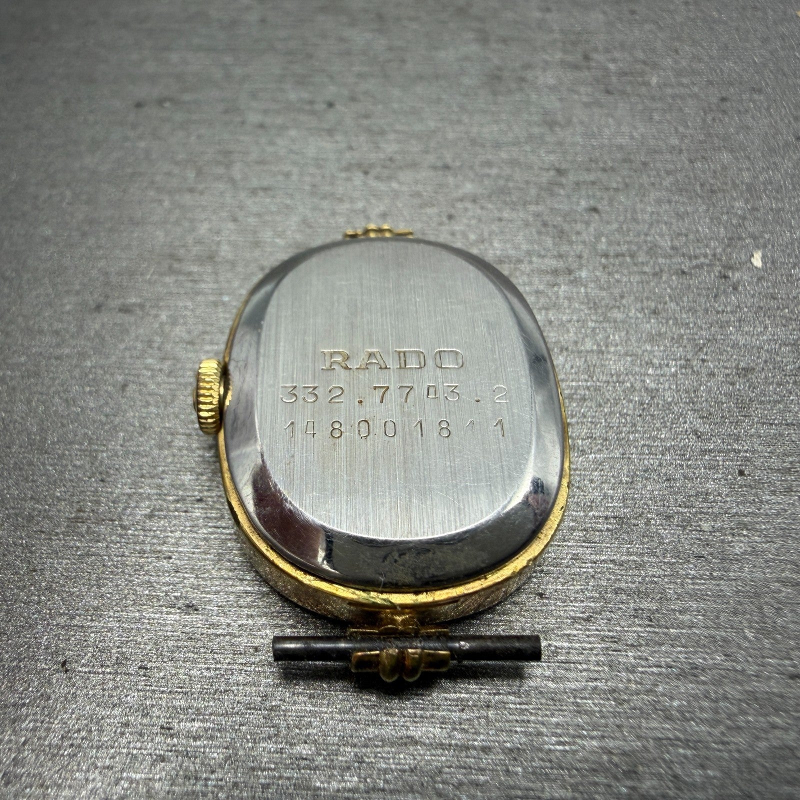 Rado Watch Women 20mm Gold Dial Gold Tone Oval Manual Wind Runs 332.7743.28