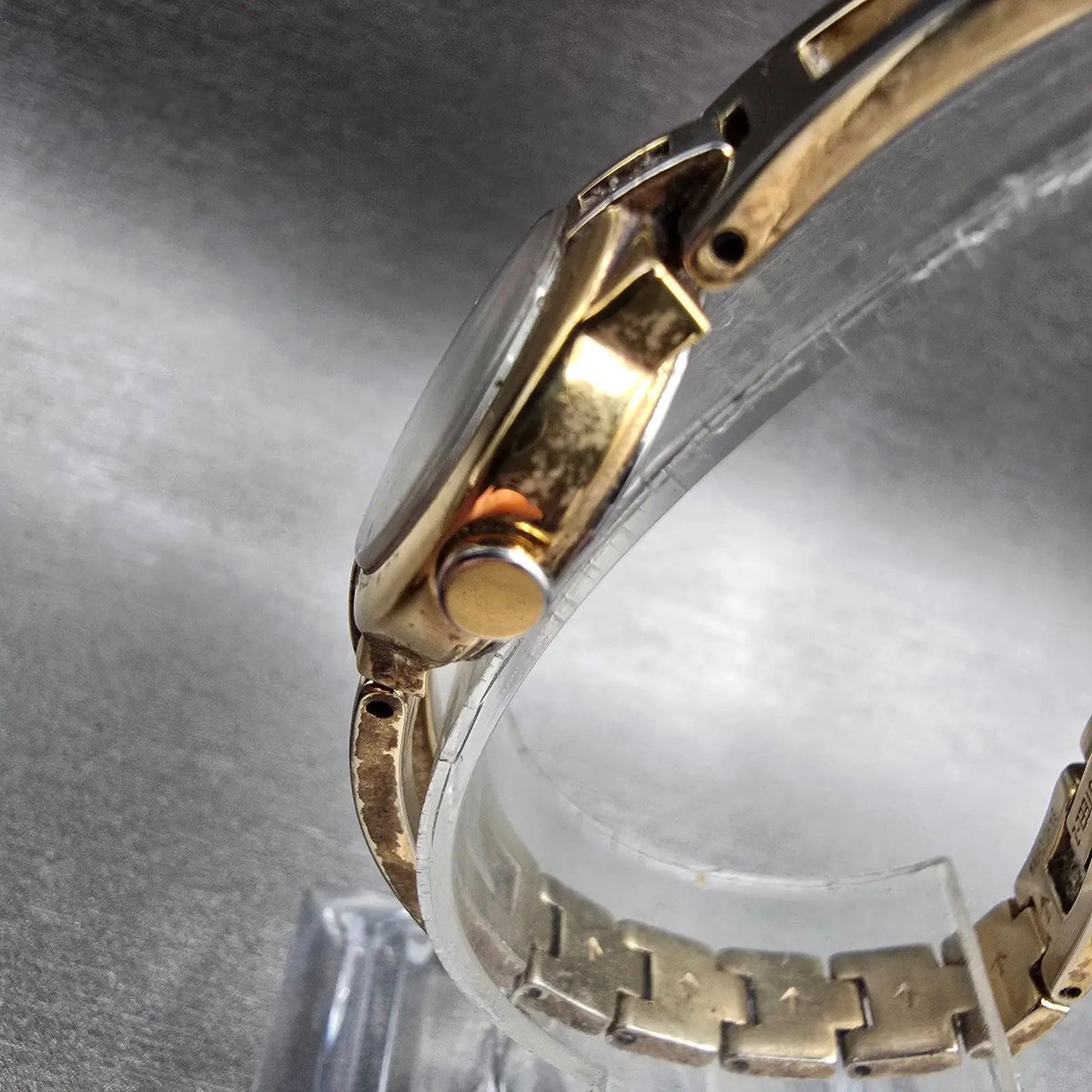 Seiko Watch Women 20mm MOP Dial Gold Diamonds Round 1N00-0GN0 New Battery2