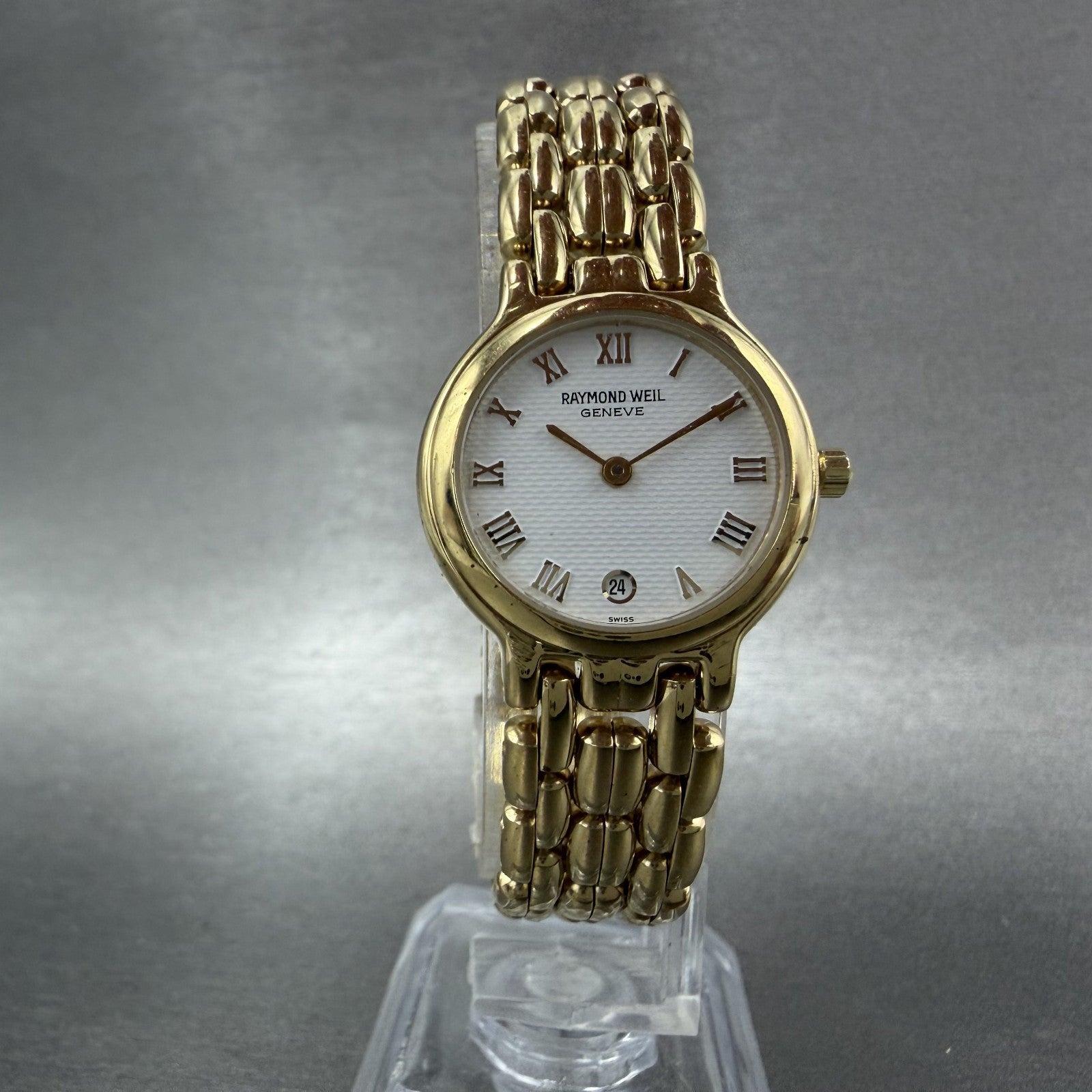 Raymond Weil Watch Women 24mm White Dial Gold Plated Date Round 9946 New Battery5