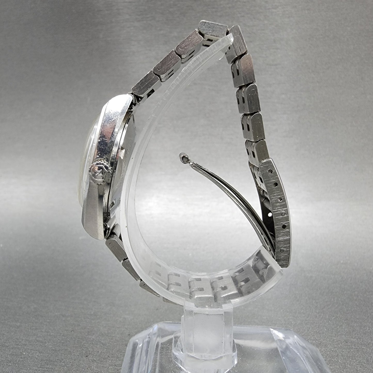 Nivada Streamline Automatic Watch Women 26mm Silver Dial Silver Tone Date Runs6