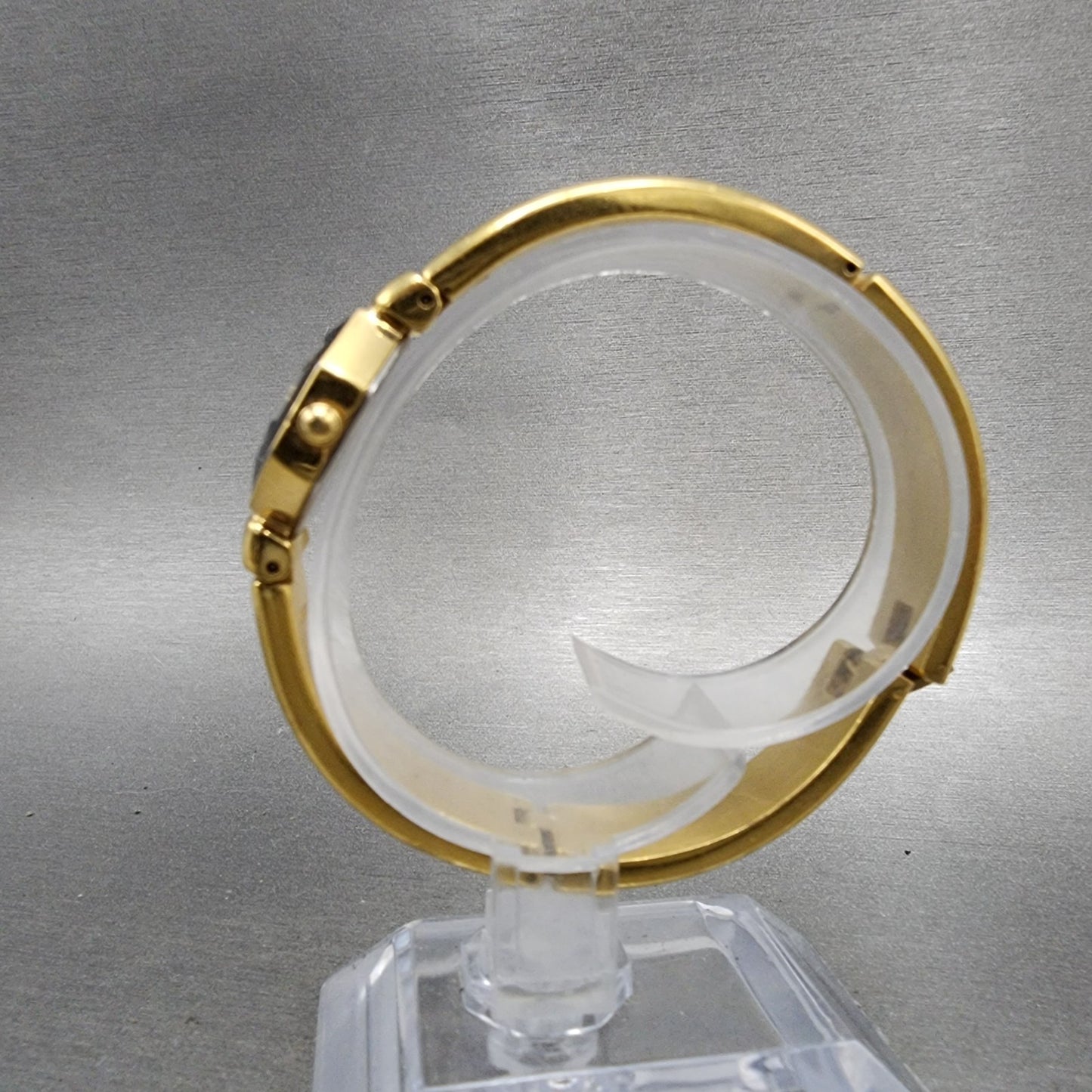 Seiko Watch Women 19mm Black Dial Gold Tone Hexagon 1n005e30 New Battery6