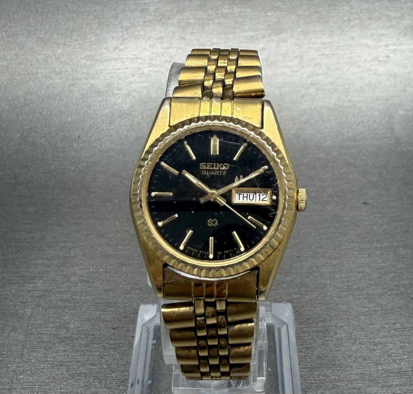 Seiko SQ Watch Women 24mm Black Dial Gold Tone Daydate 24mm Round New Battery0