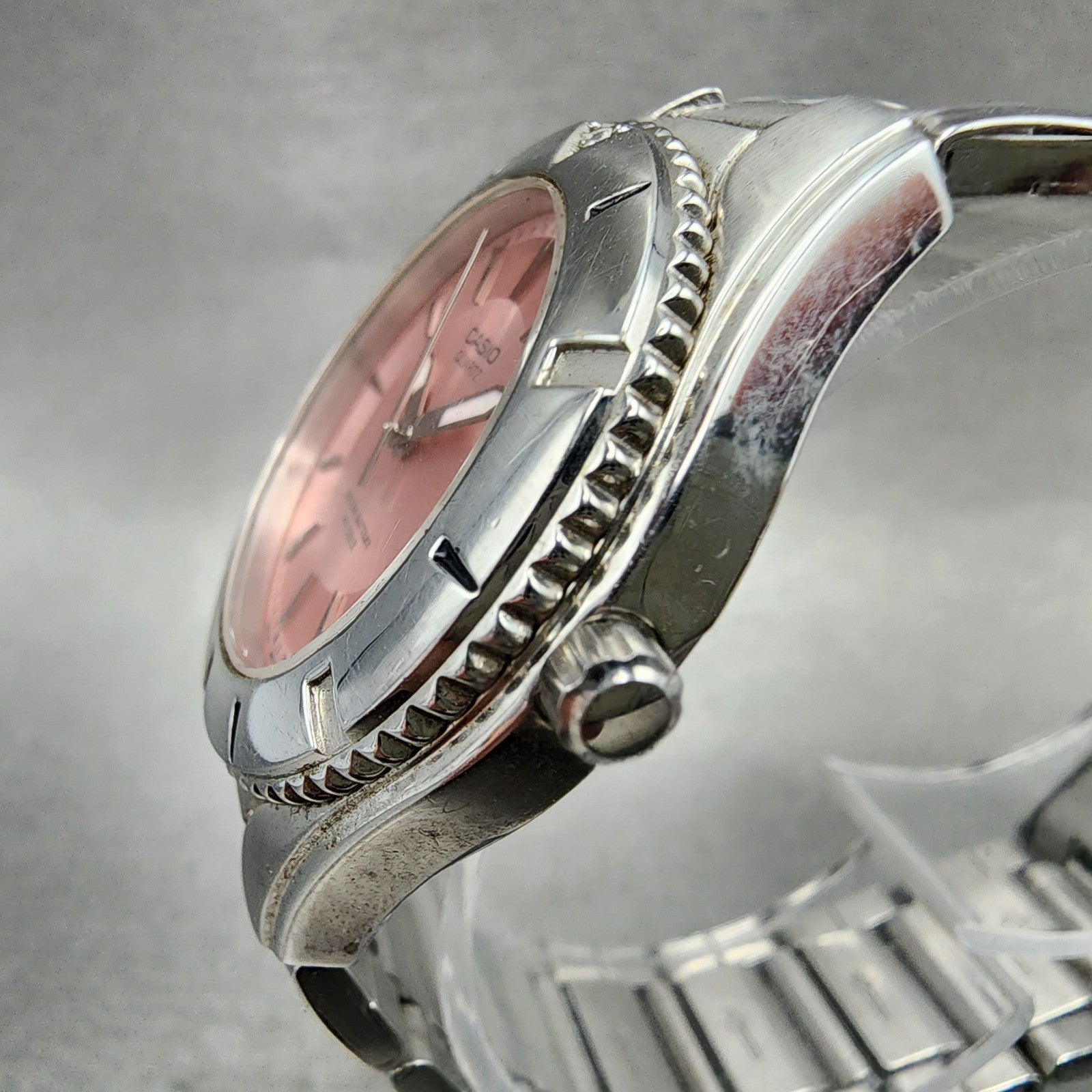 Casio Women Diver Watch Women 33mm Pink Dial Silver Tone Date LTD1035 New Batt12