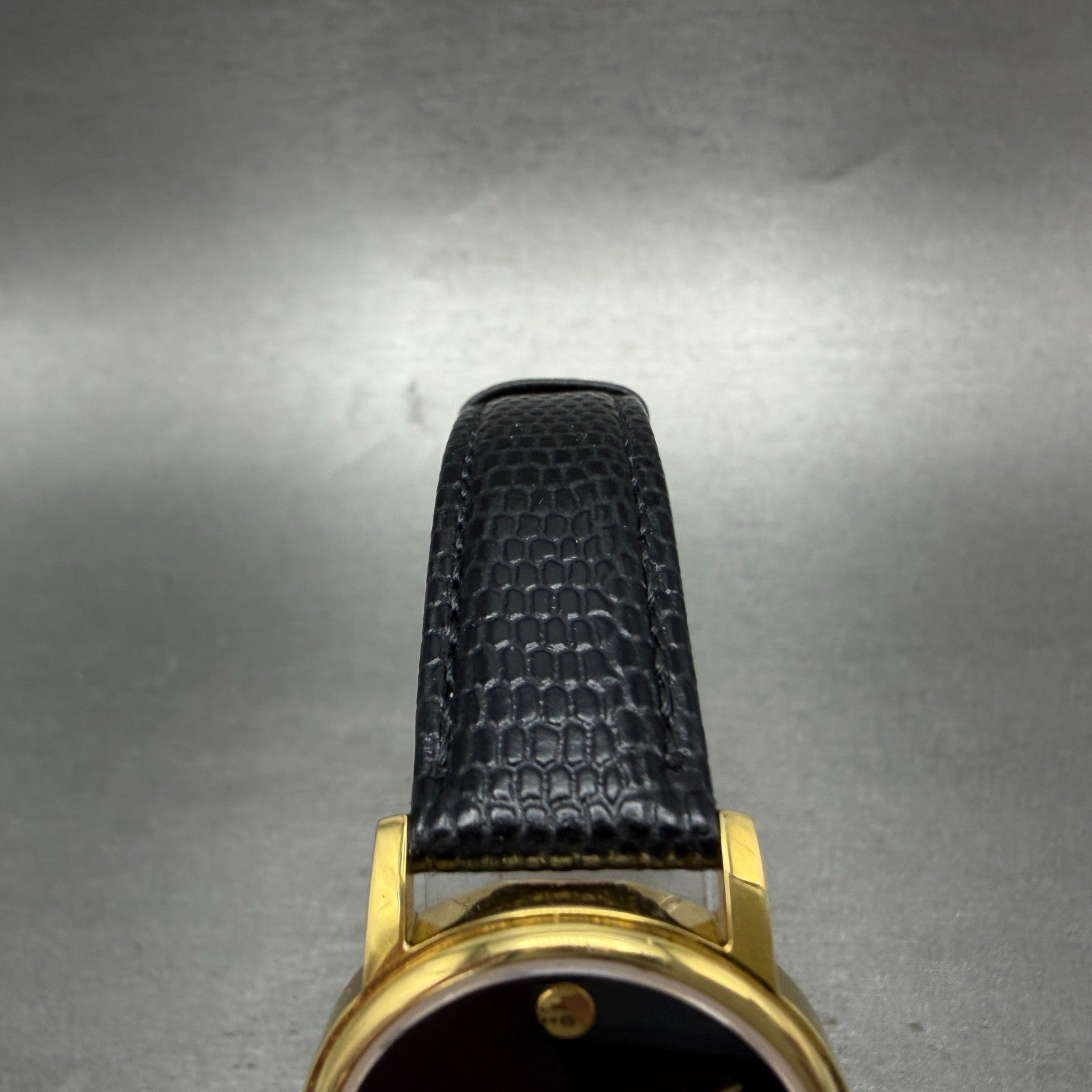 Movado Muesem Watch Women 27mm Black Dial Gold Tone Round 2100006 New Battery4