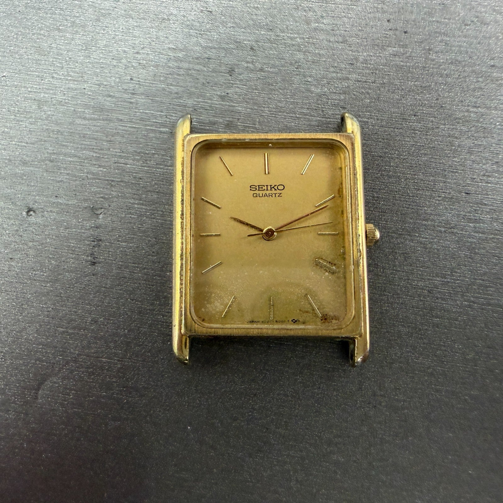 Seiko Tank Watch Men 25mm Champagne Dial Gold Tone Rectangle 9021-5009 PARTS0