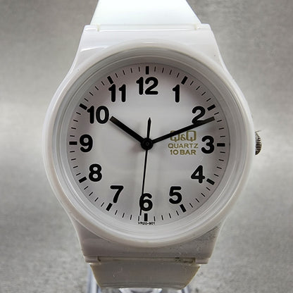 Citizen Q&Q Watch Women 34mm White Dial White Tone Round New Battery1