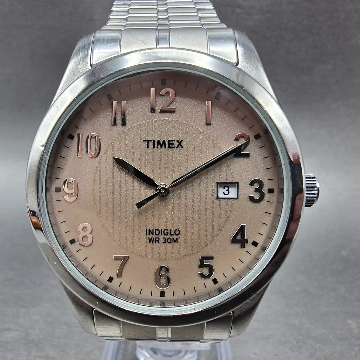 Timex Watch Men 40mm Gray Dial Silver Tone Date Round Indiglo New Battery T2N8500